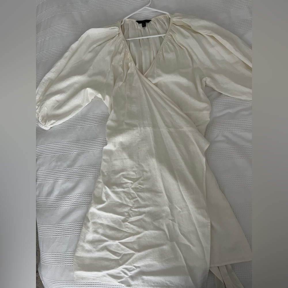 Banana Republic Cream Garment